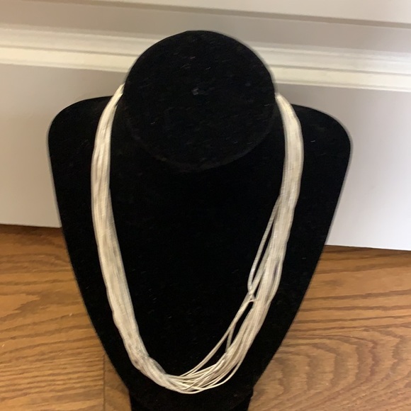 Multiple strand silver necklace (19.5 in) - Picture 3 of 3